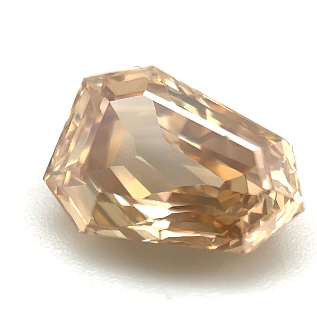 Shield Orange-Brown 1.39ct